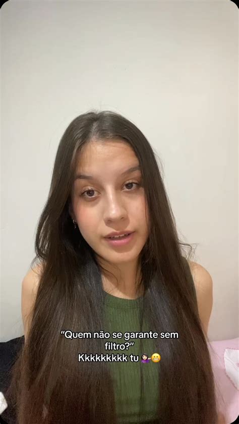 TikTok · Larissa Duque.